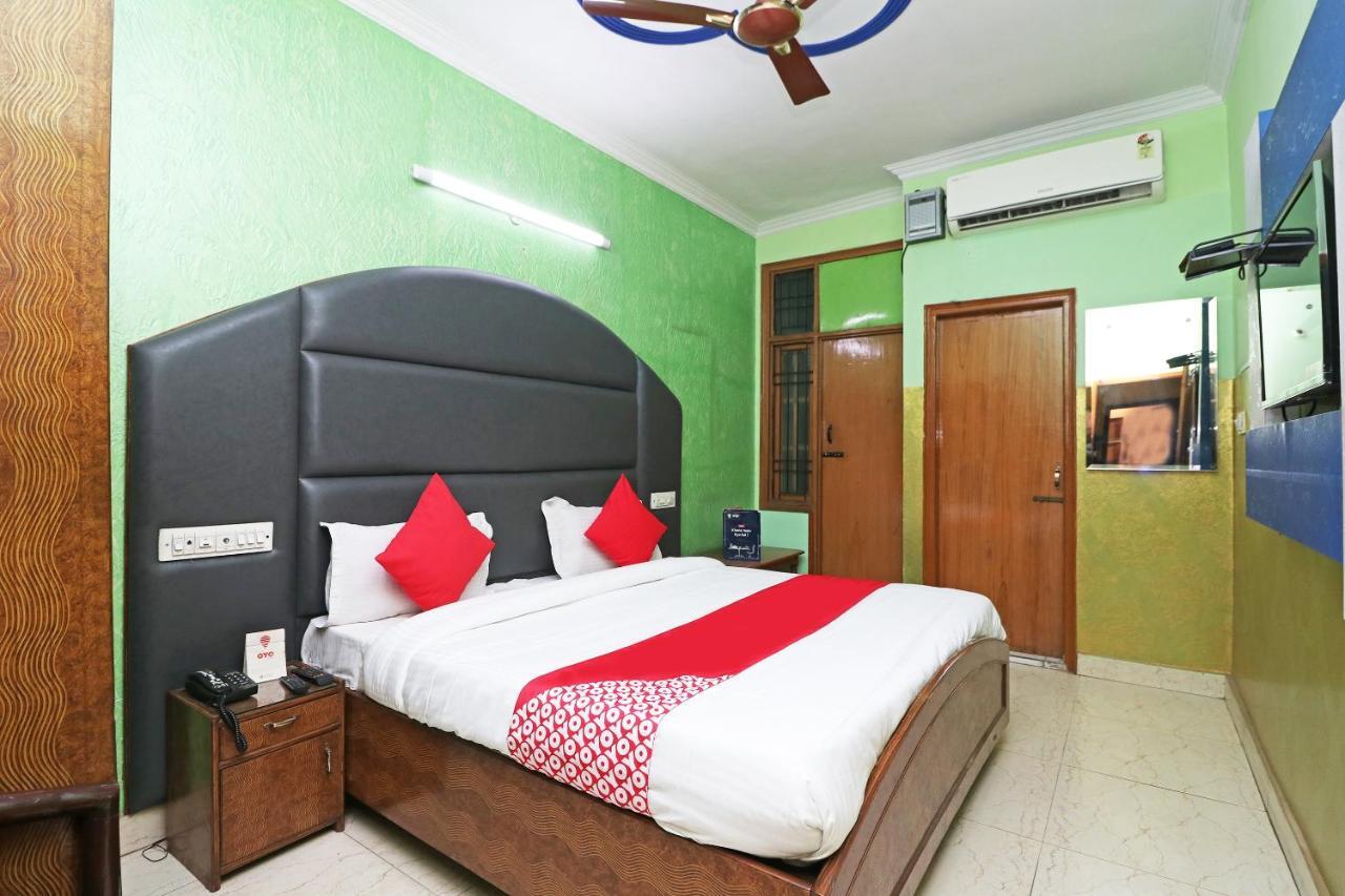 Oyo 29304 Hotel Pooja Yamuna Nagar Экстерьер фото